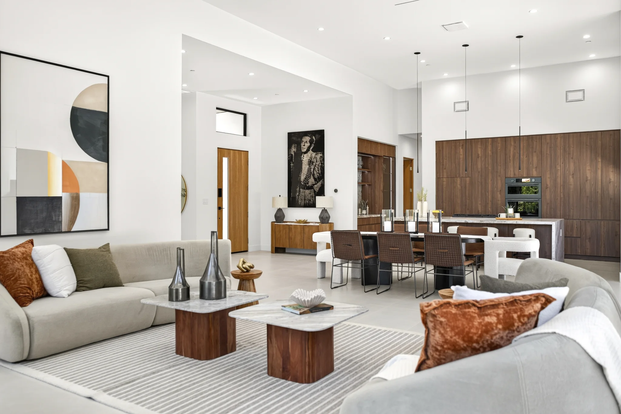 Alameda: open living and dining area beside the timber kitchen