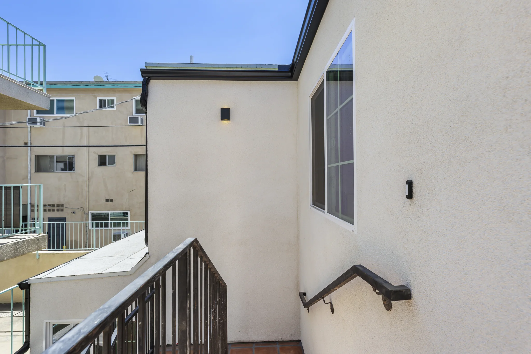 Sherbourne: balcony overlooking the neighborhood