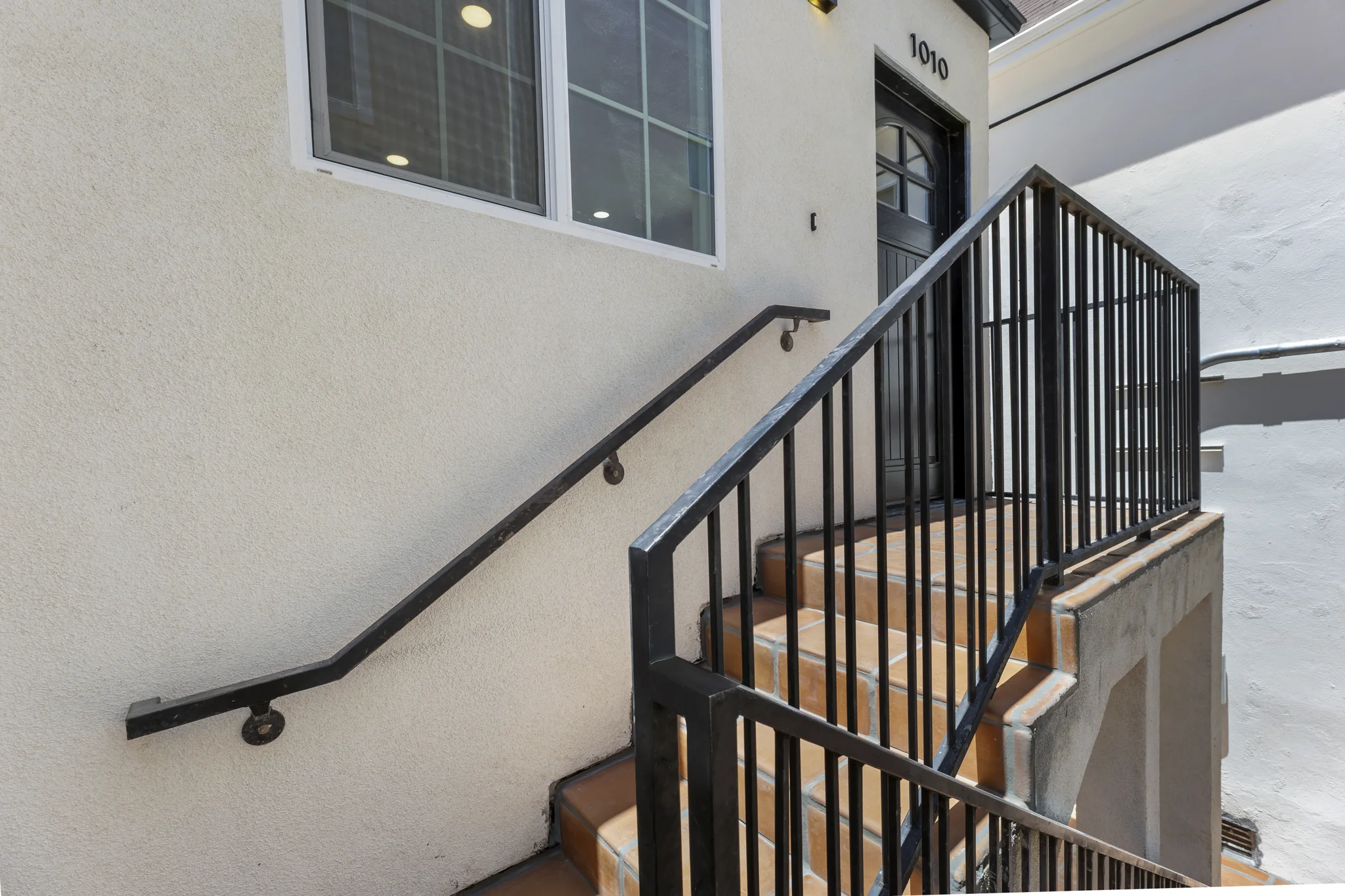 Sherbourne: exterior stairs connecting the two levels