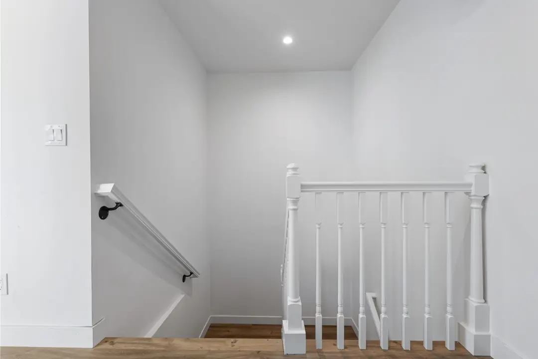 Cimarron: interior stair landing