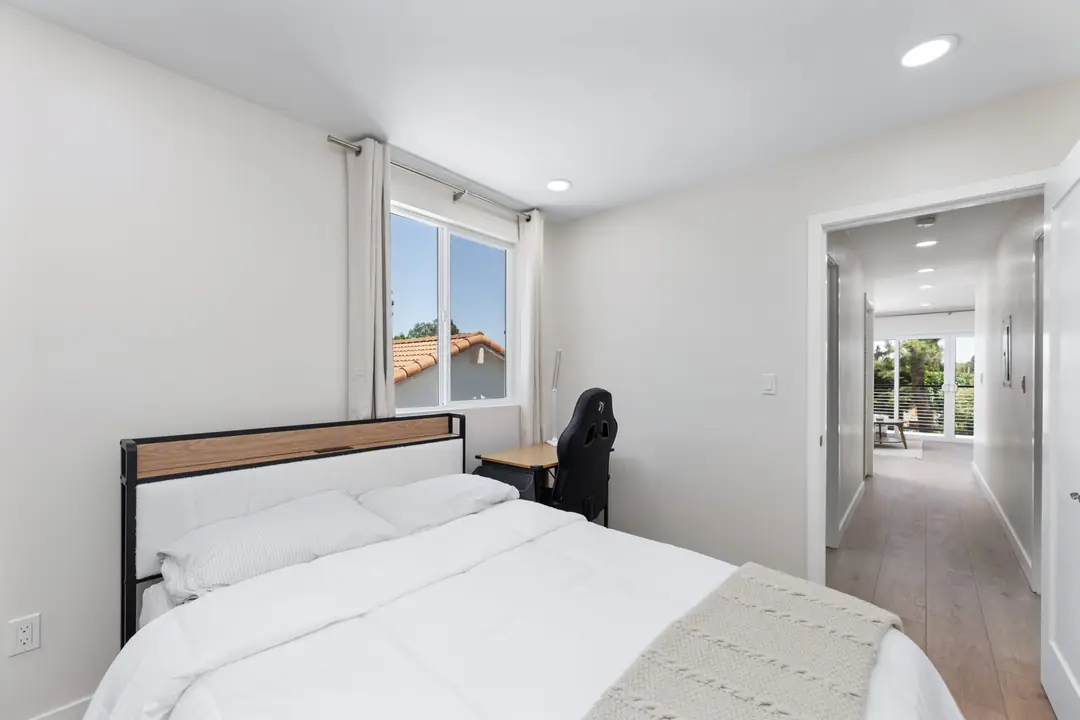 Paso Verde: furnished bedroom looking toward living area